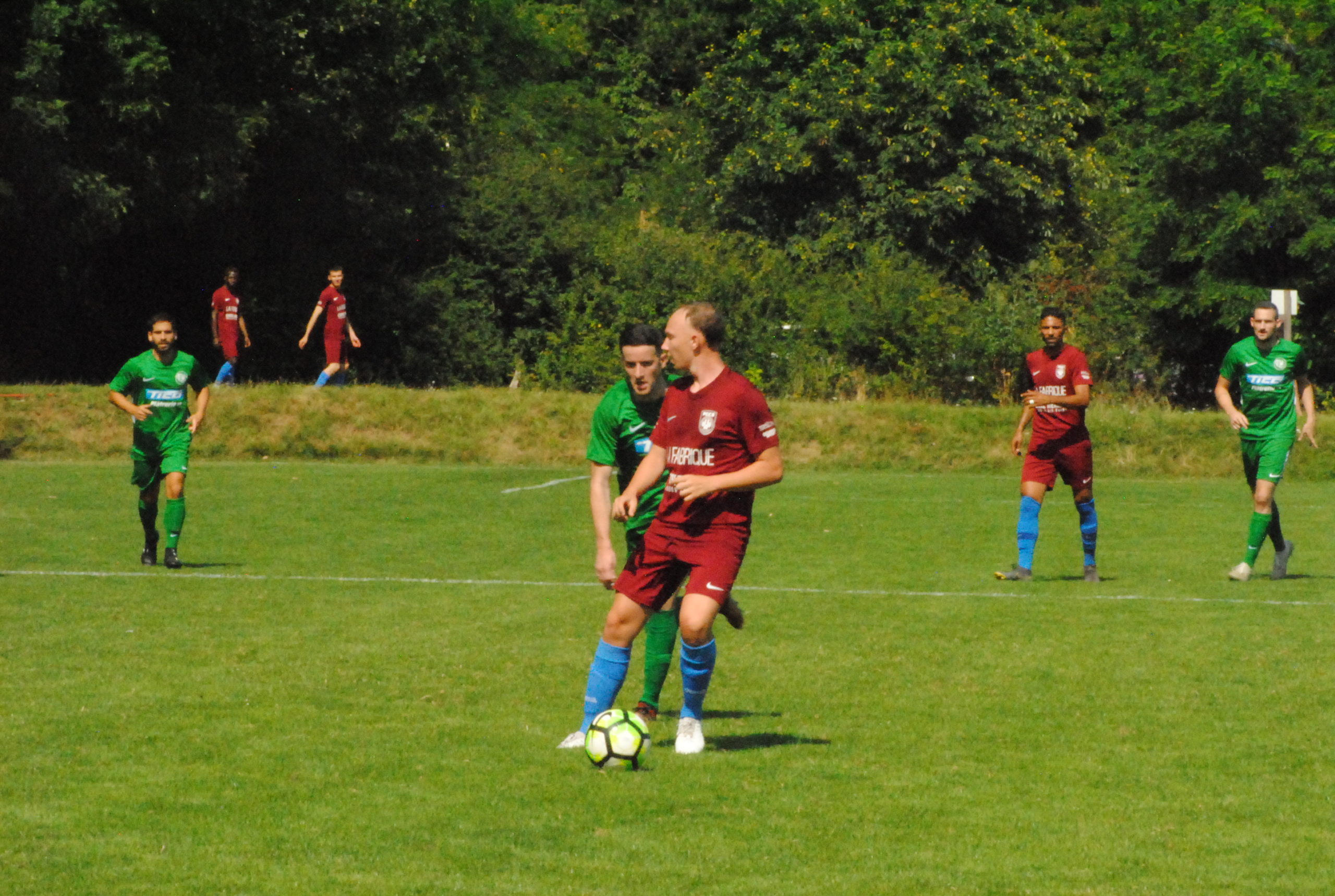 Bôle - Champagne (106)