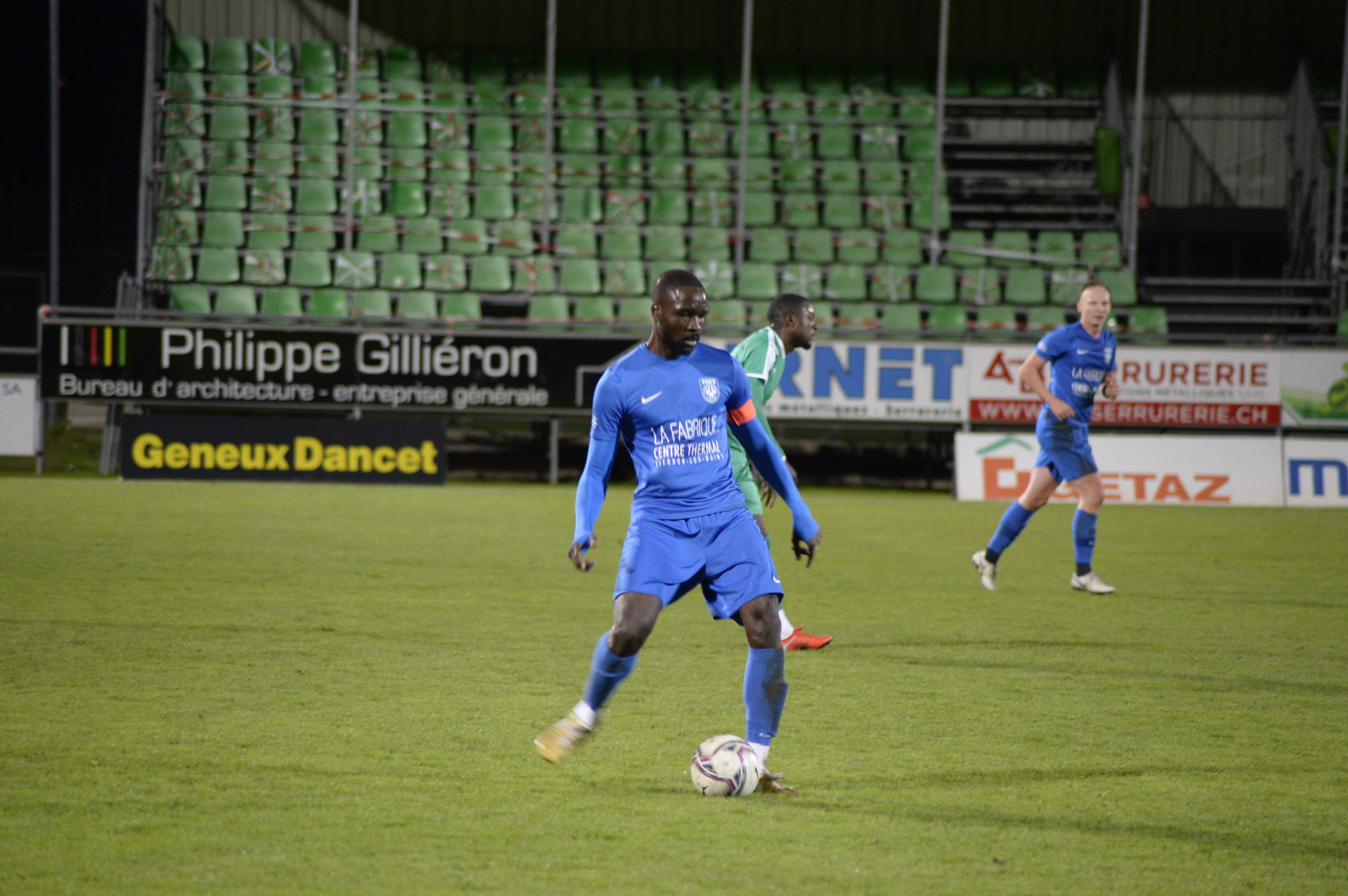 YS2 - Champagne (81)