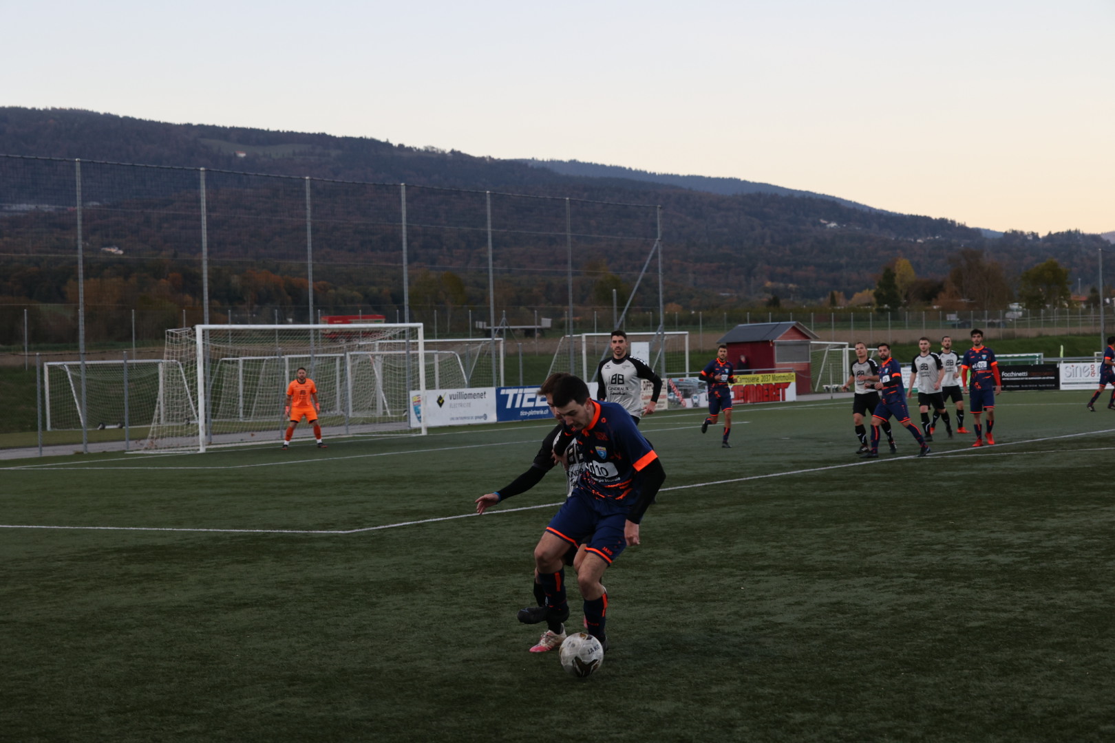 45E85B0C-8F84-4A03-8EB3-454AF8AEFEBF