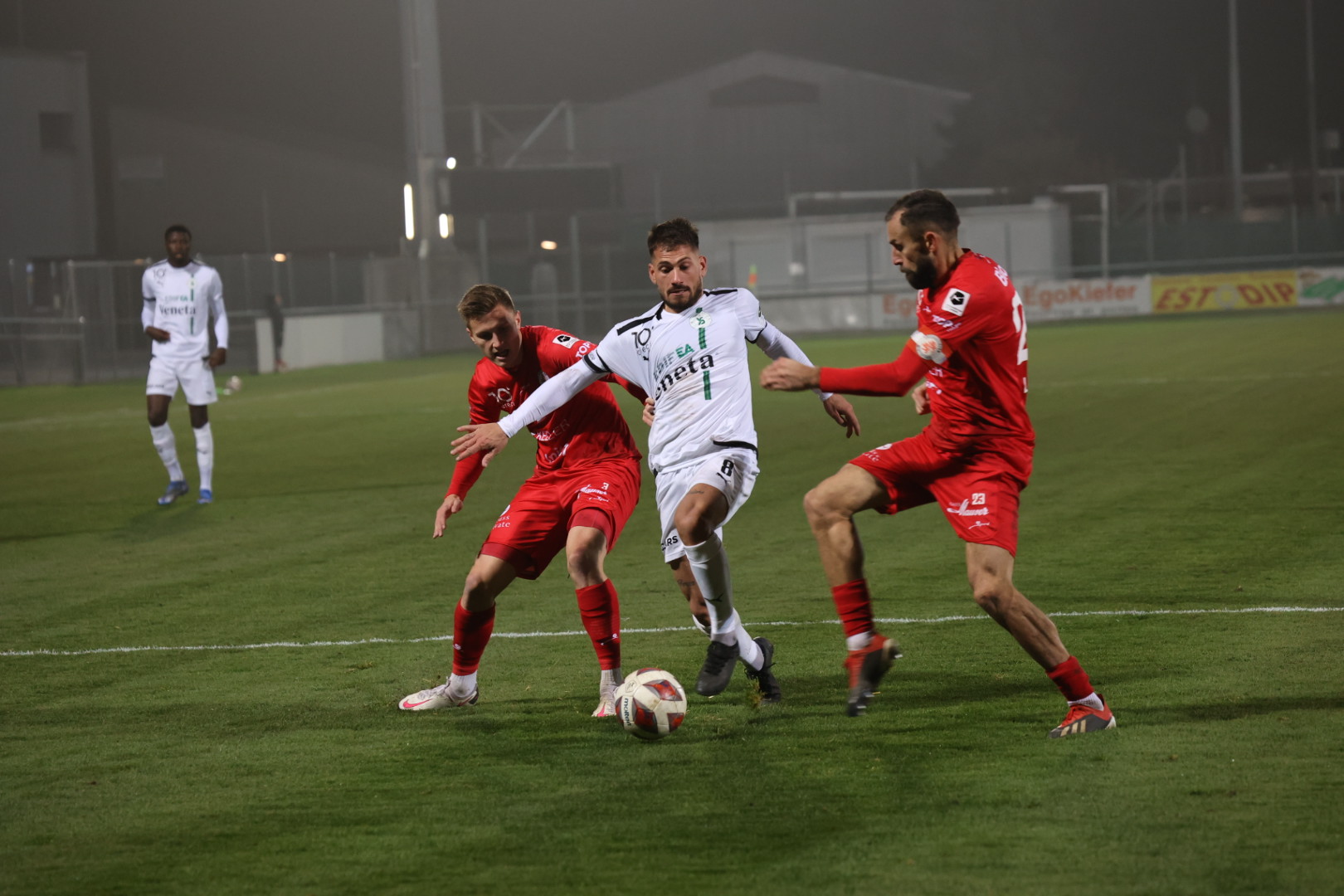 39AA80EA-E01C-4BEA-9B67-A4BF4592E849