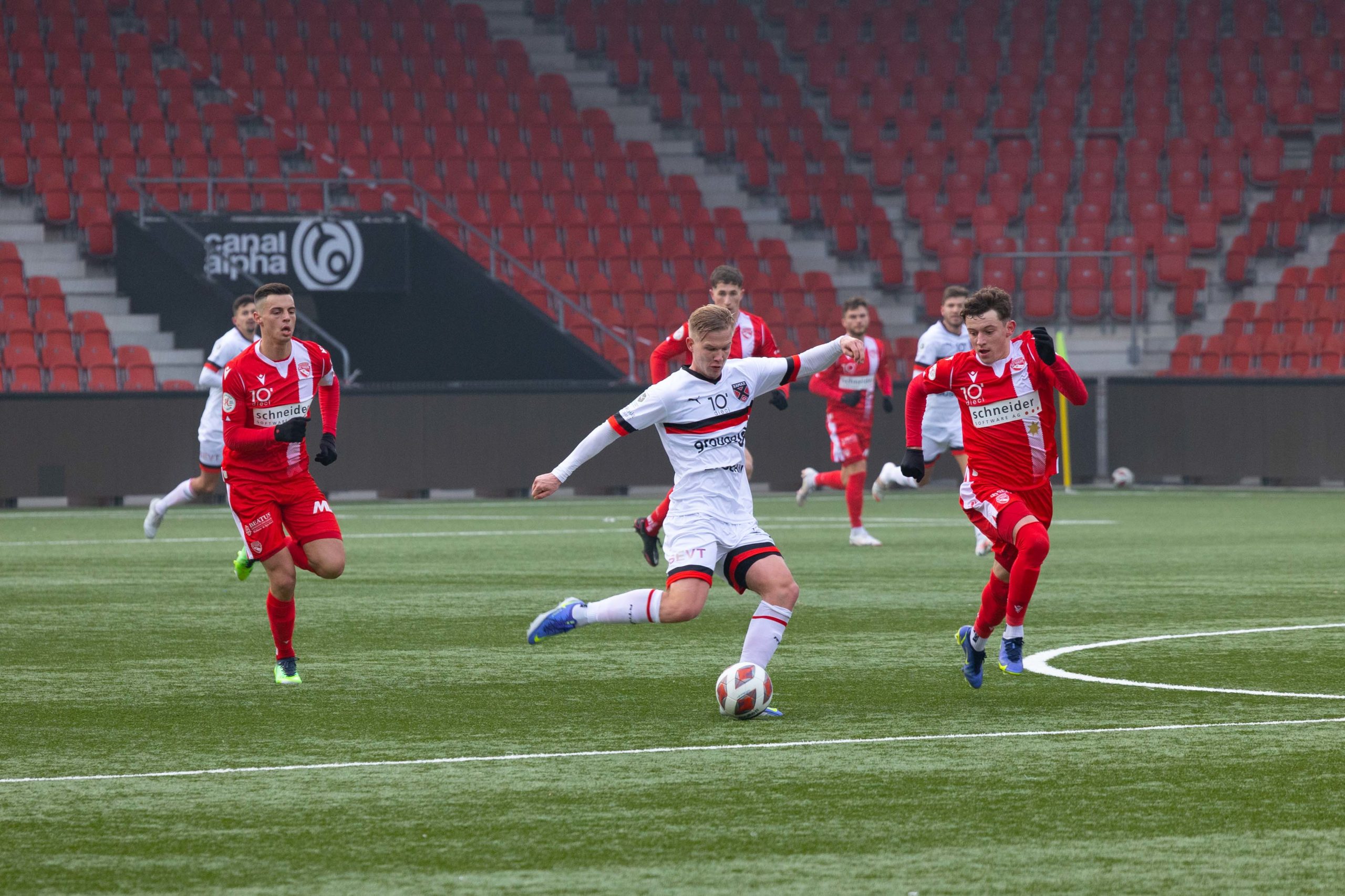 F5AD65CF-8E7C-49AD-89A9-D720C76D189F