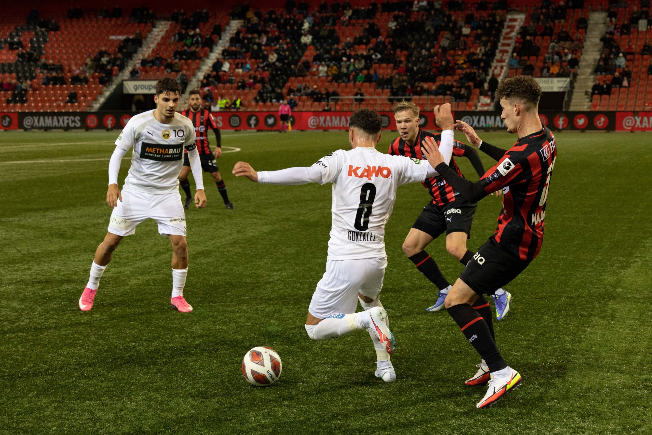 D1643BC9-9A47-417F-B6F5-89B504EDB6F3