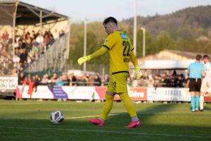 C81EA951-8B57-401B-BDDE-9EF6E81BC631