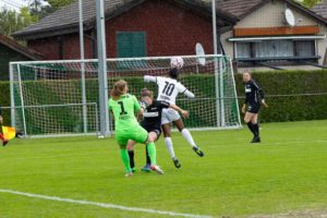 FE7D8C50-4A49-4830-BC37-2B0D9E963B16