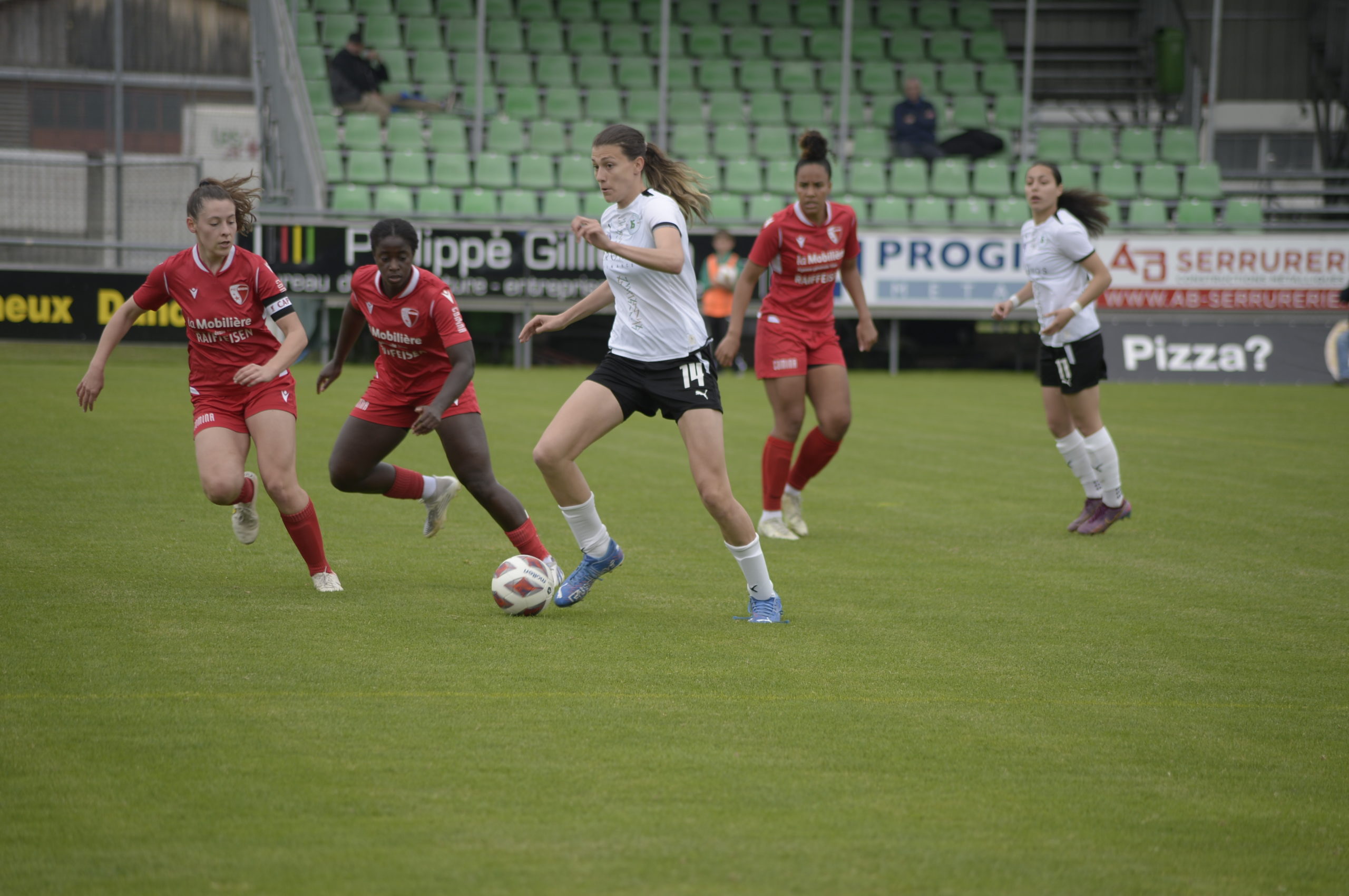 YS Féminin - Sion Ana Plasic (2)